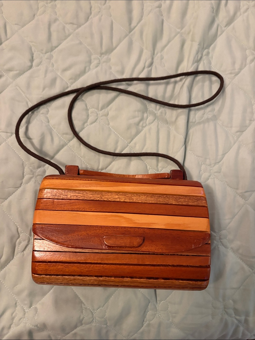 Vintage 70s Wooden two toned handbag. Smoke free home